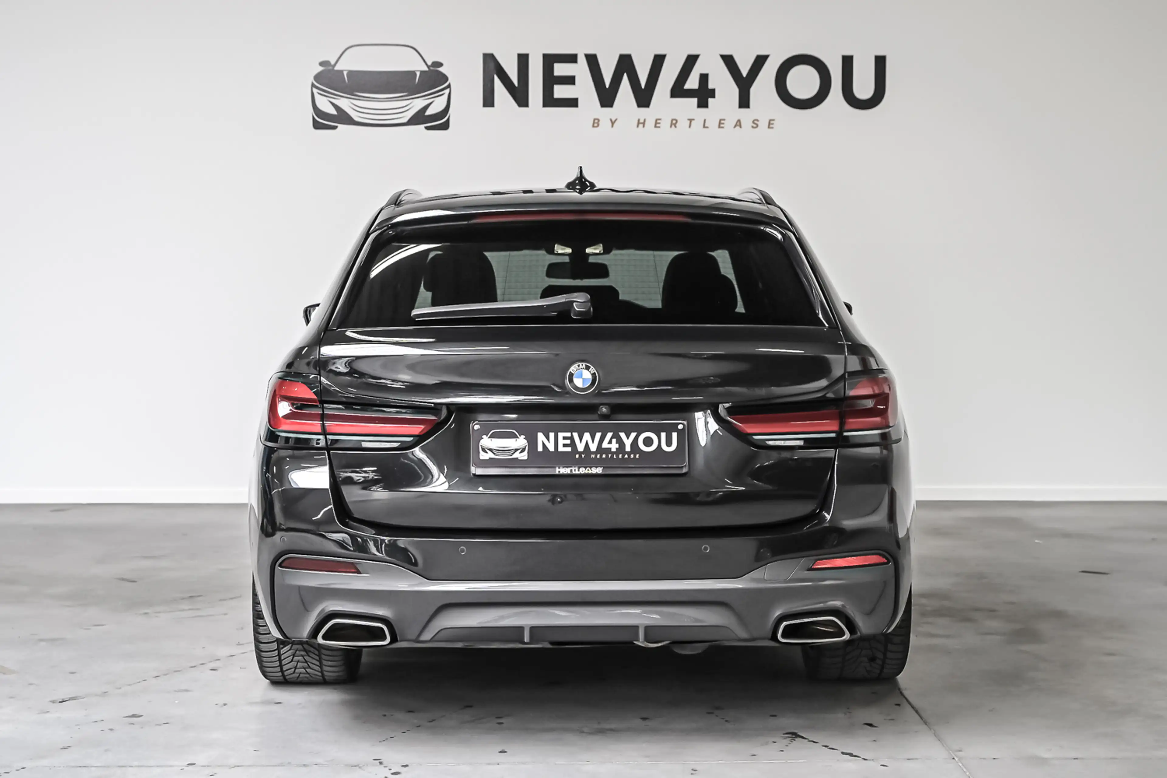 BMW 518 Touring 518 dA MHEV — photo 4