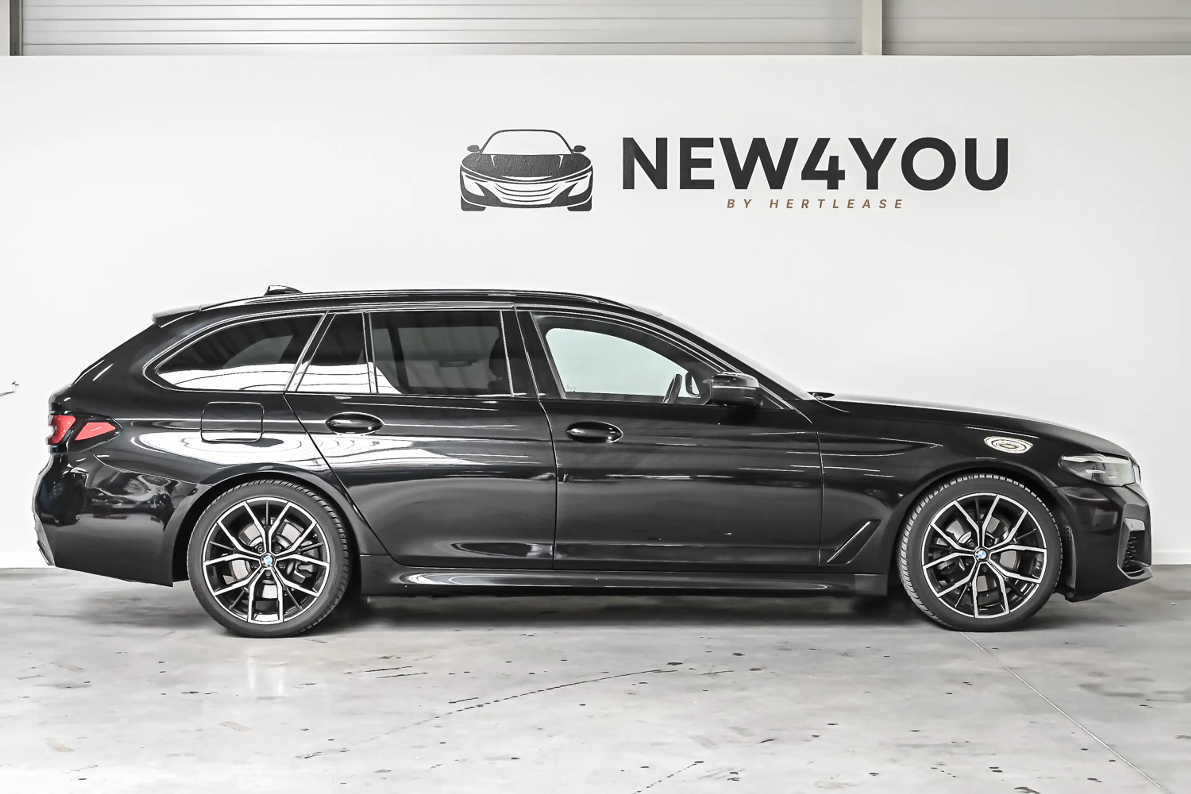 BMW 518 Touring 518 dA MHEV — photo 6