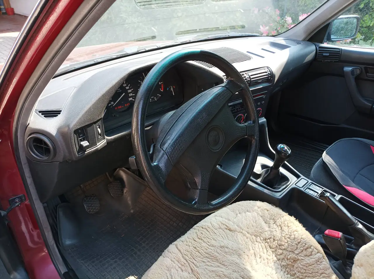 BMW 520i 24V, foto 3