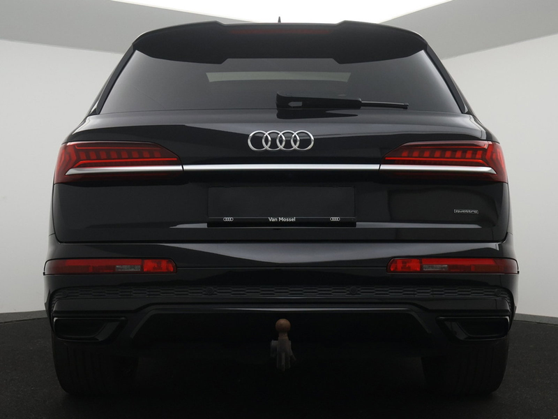 Audi Q7 55 TFSie QUATTRO 3X S LINE 394PK *AUTOMAAT*PANODAK*TREKHAAK*LEDER*CAMERA*CRUISE*PDC*...* — photo 4