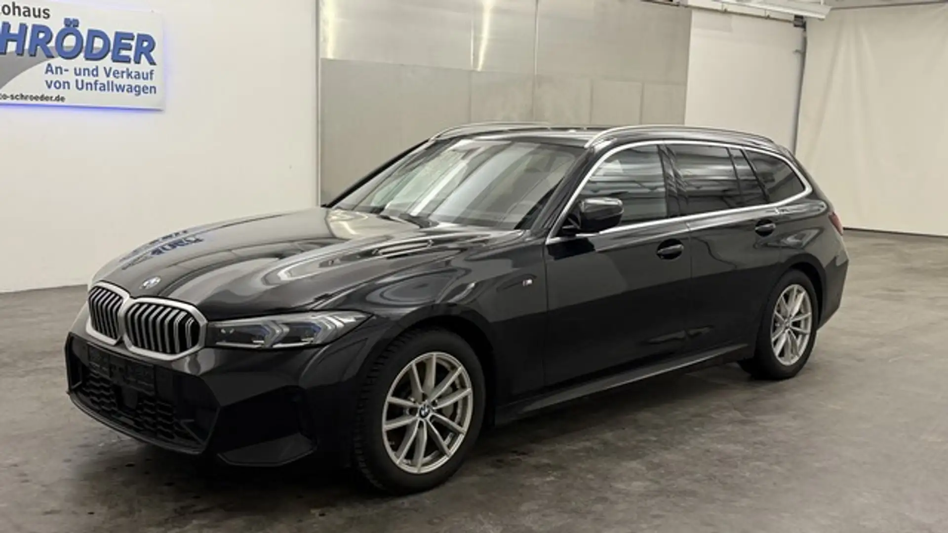 BMW 330 330d Touring xDrive M Sport *HUD*Laser*Kamera* Schwarz - 1