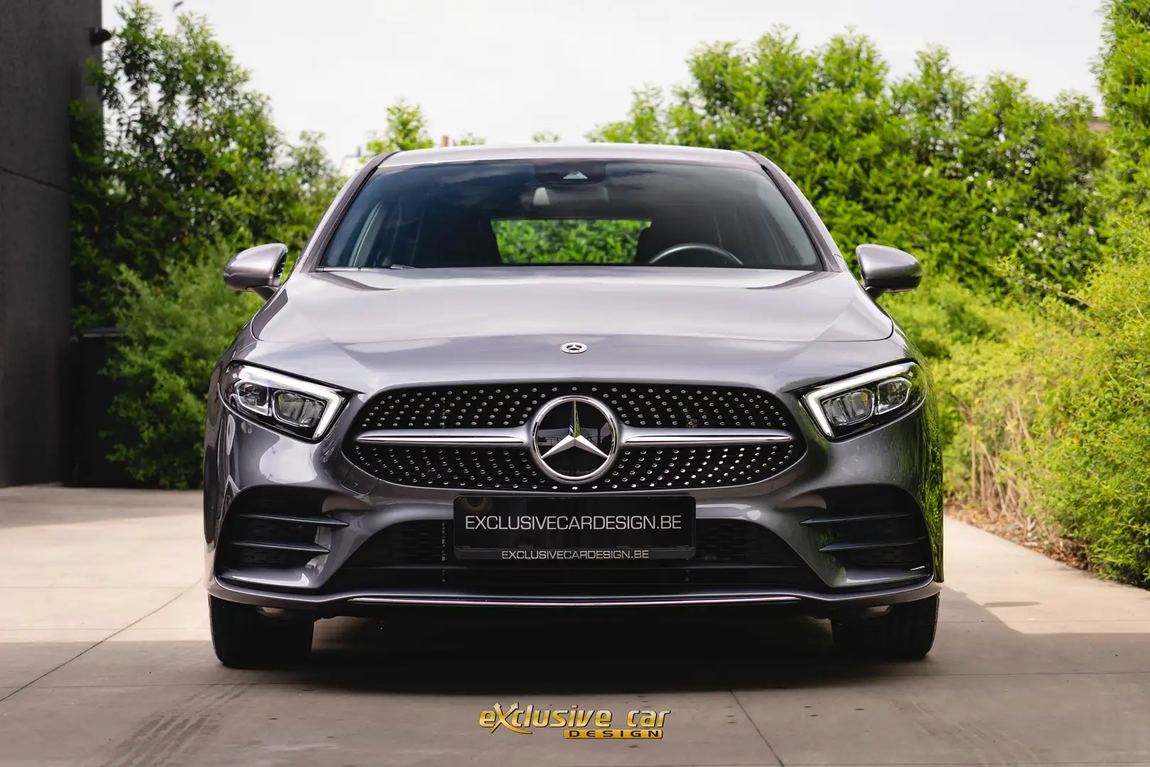 Mercedes-Benz A 250 e PHEV AMG/Camera/Carplay/DAB/Zetelverw/Widescreen Grijs - 2