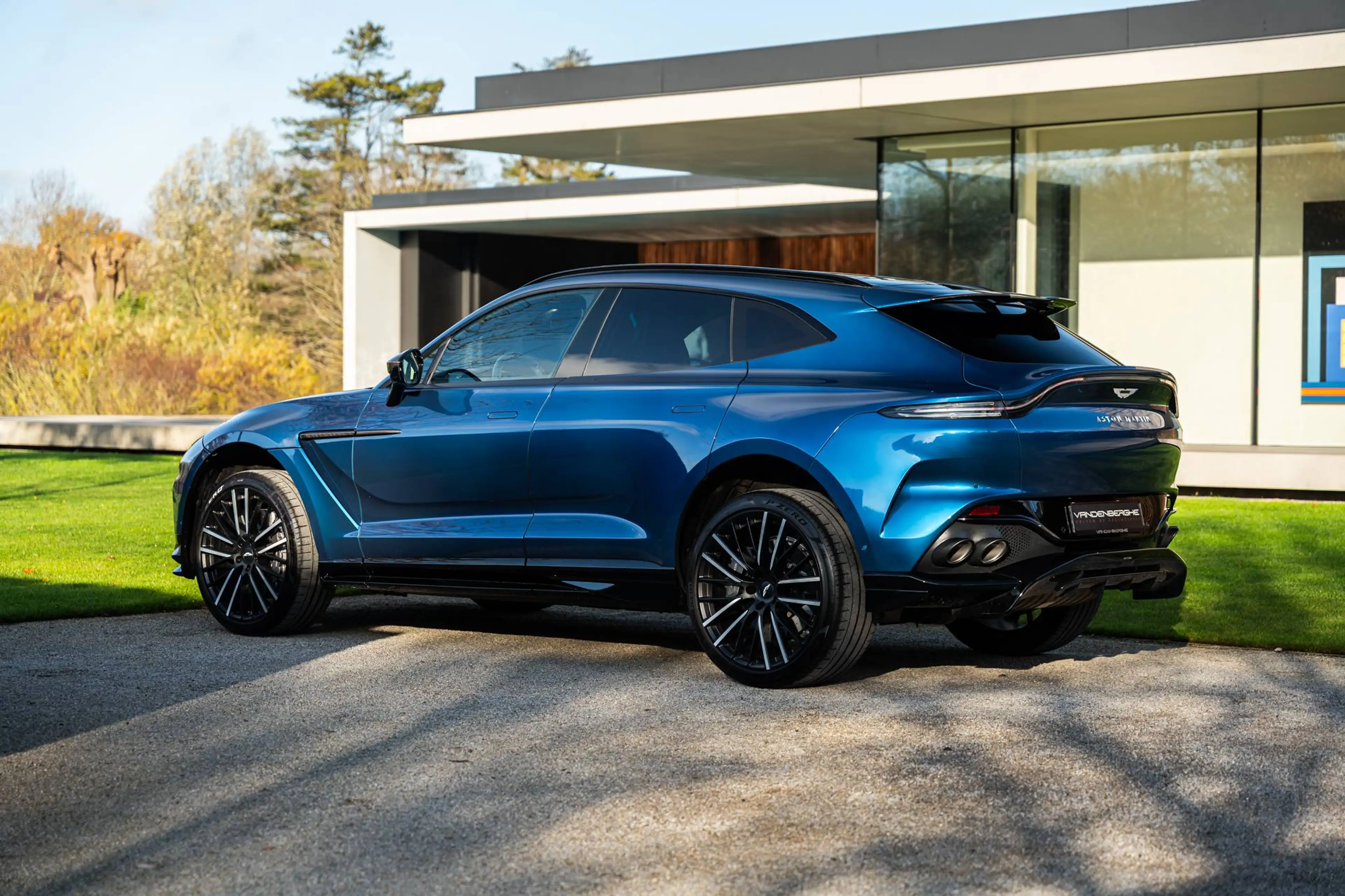 Aston Martin DBX 707/PPF/PANO/MY23/SEAT VENT/CARBON/360°/23" — photo 3
