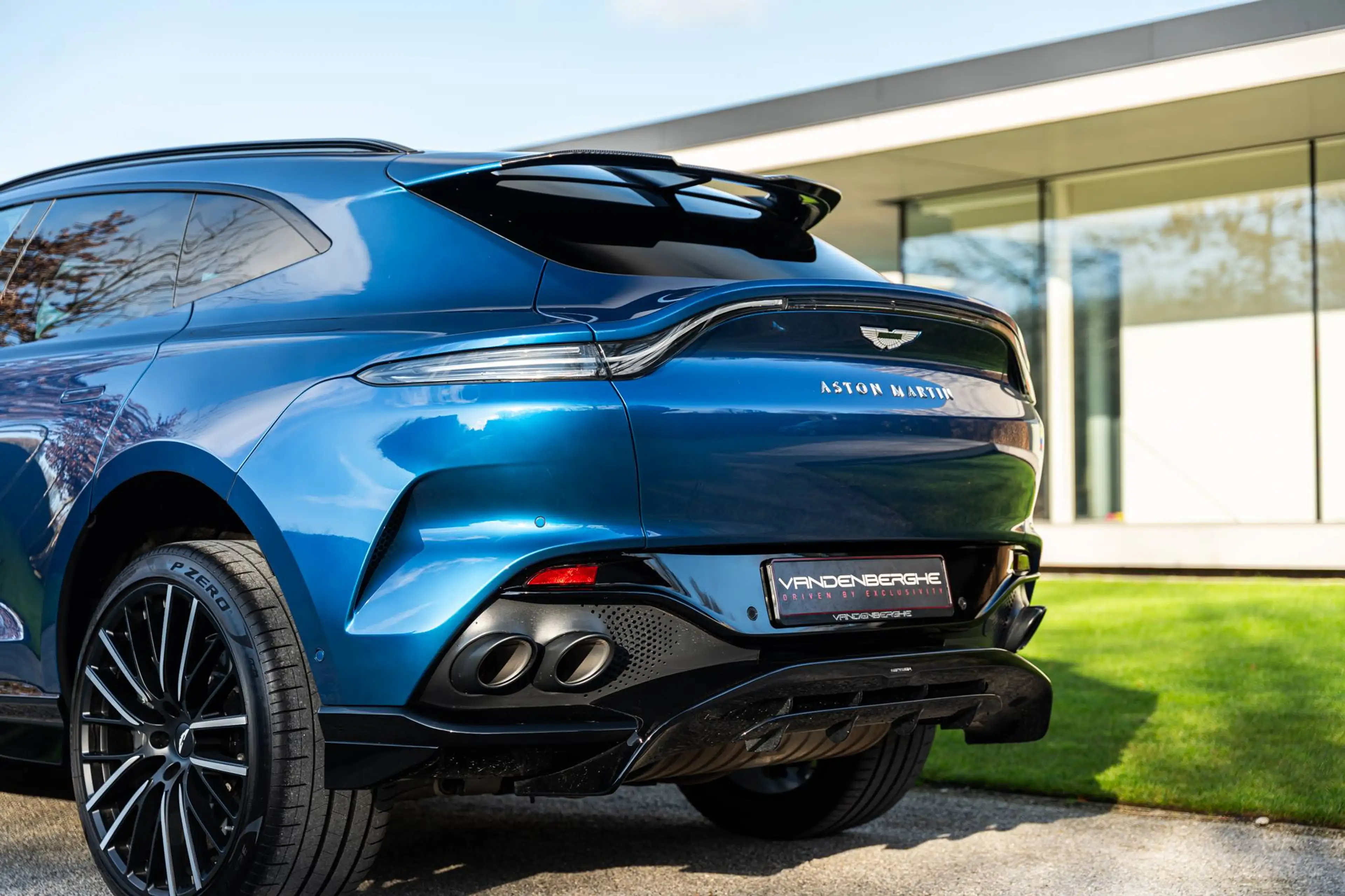 Aston Martin DBX 707/PPF/PANO/MY23/SEAT VENT/CARBON/360°/23" — photo 8
