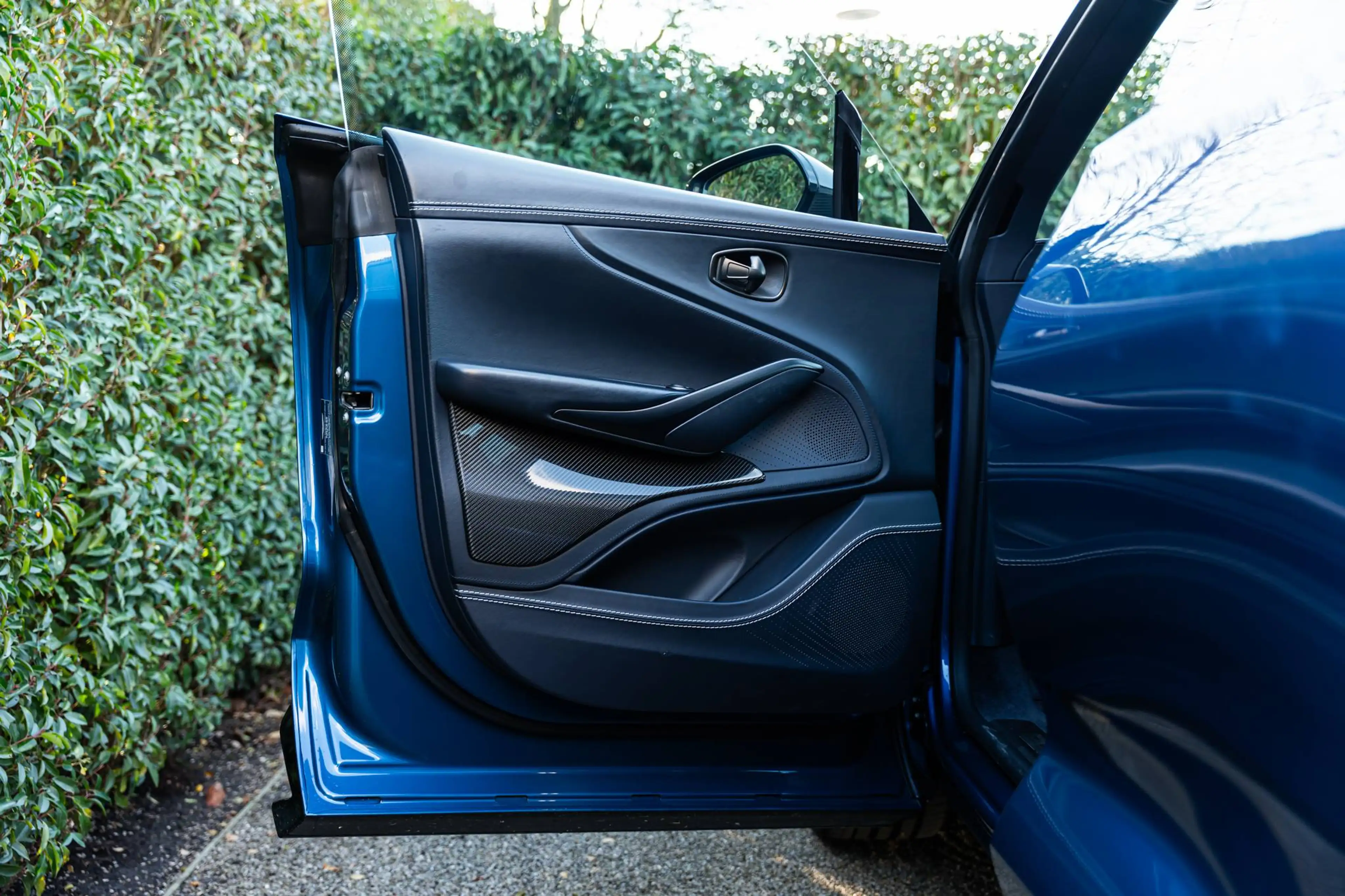 Aston Martin DBX 707/PPF/PANO/MY23/SEAT VENT/CARBON/360°/23" — photo 11