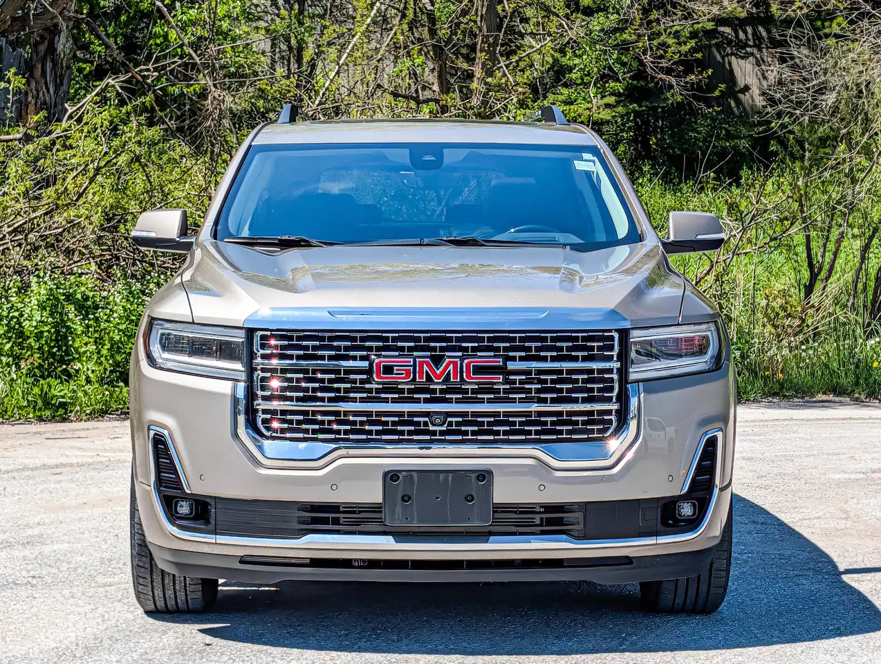 GMC Acadia снимка GMC Acadia