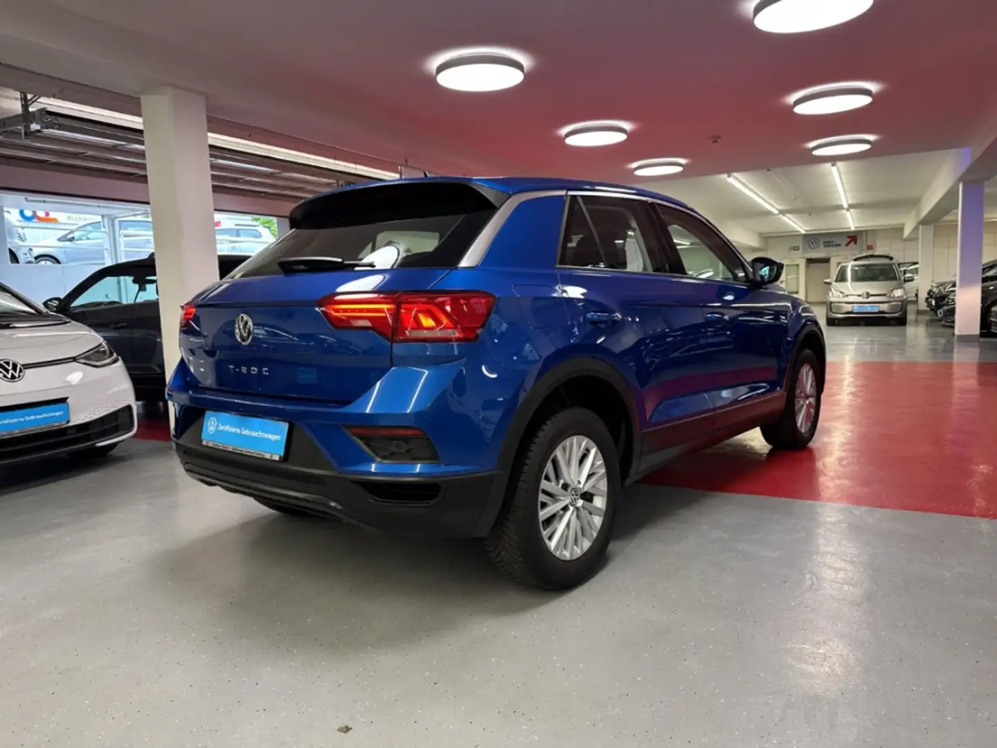 Volkswagen T-Roc 1.0 TSI Navi Klima Sitzheizung Einpakhilfe Blau - 2