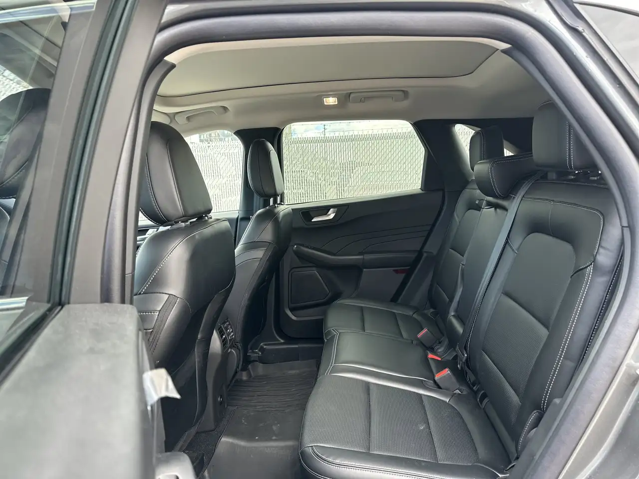 Ford Escape снимка Ford Escape