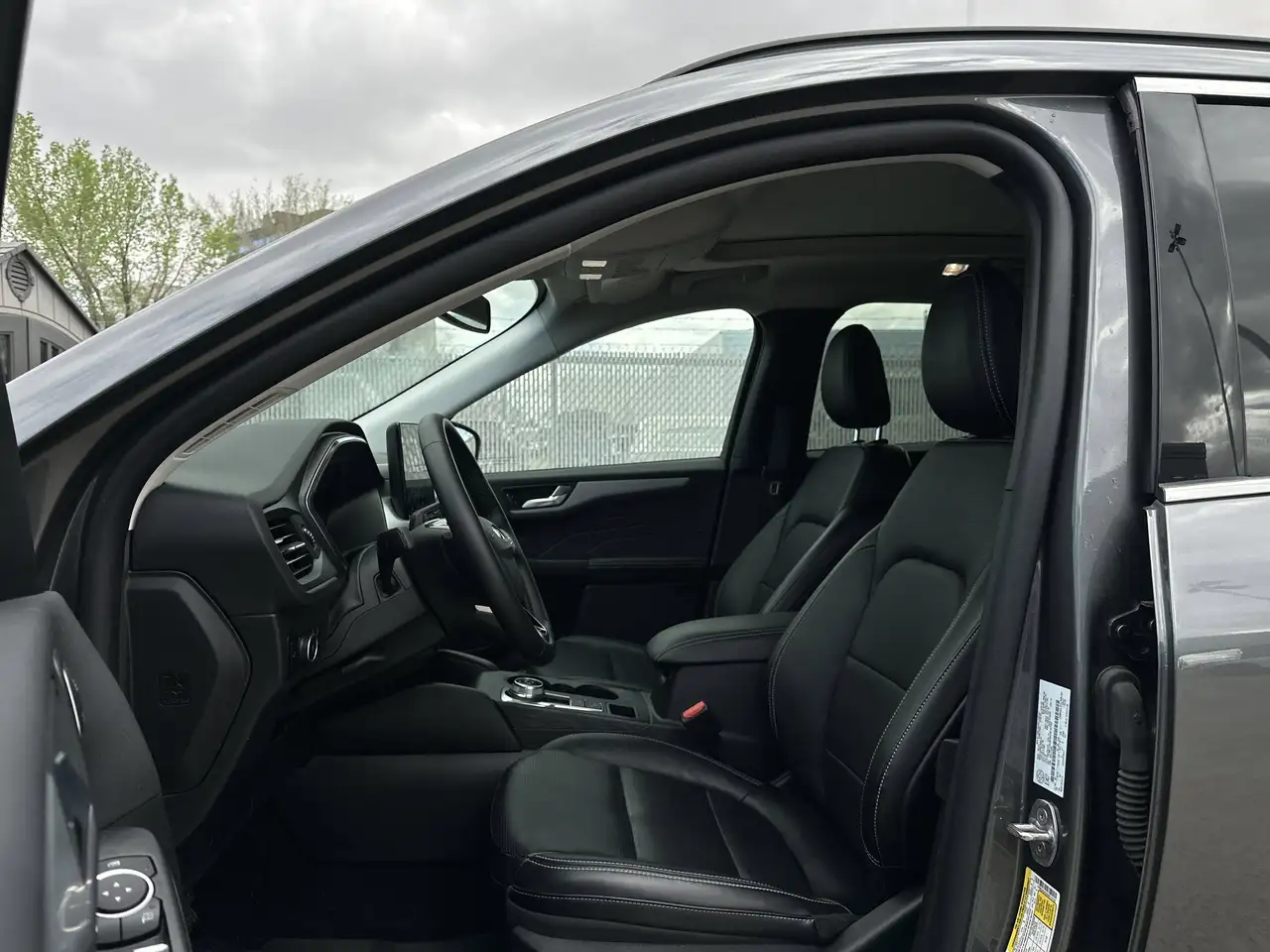 Ford Escape снимка Ford Escape