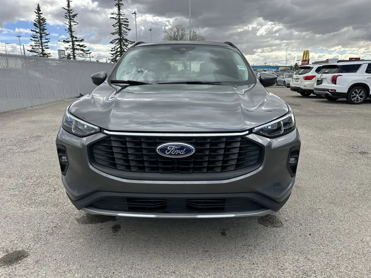 Ford Escape снимка Ford Escape