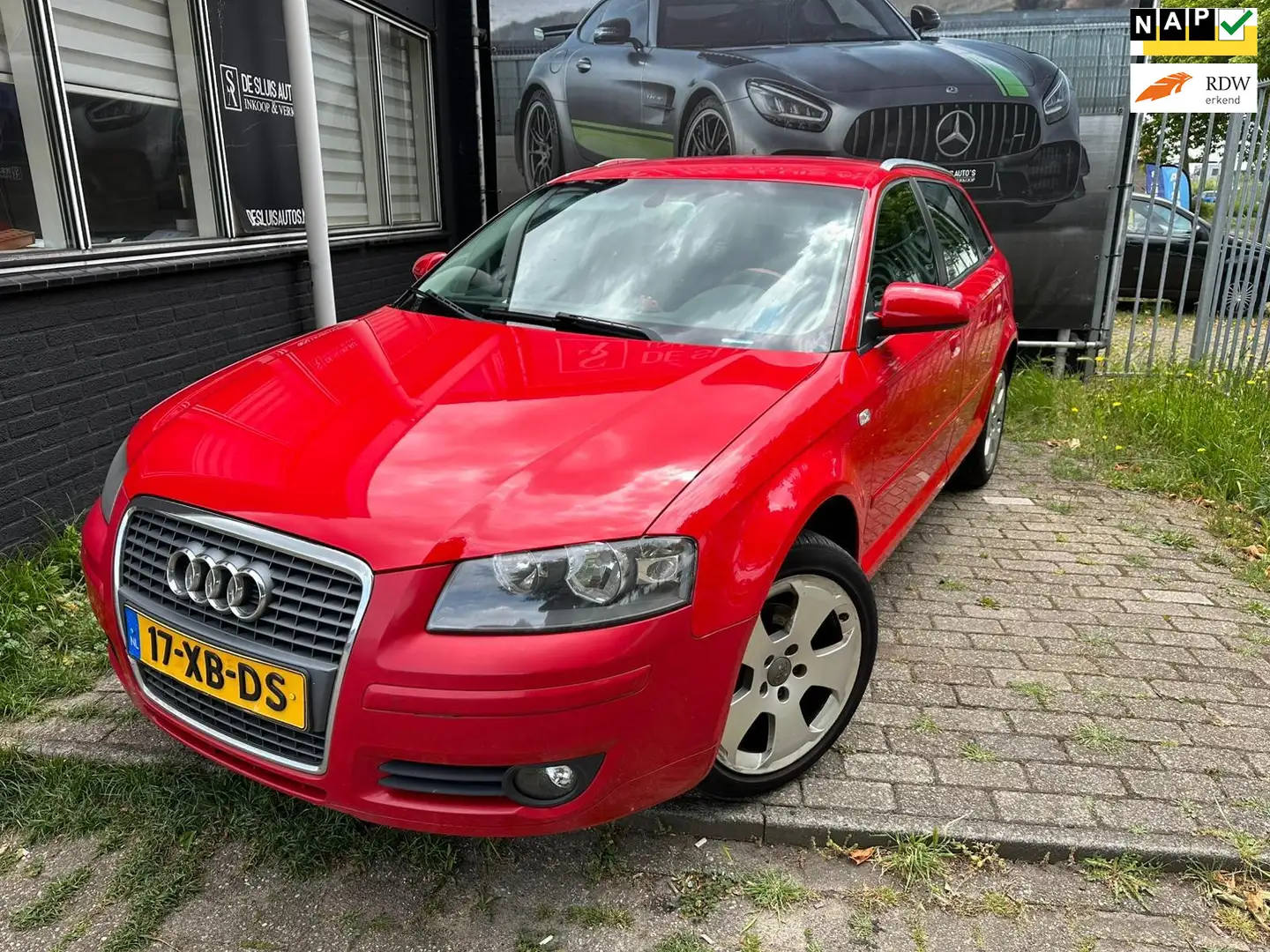 Audi A3 Sportback 1.6 Ambition AUT Carplay Rouge - 1