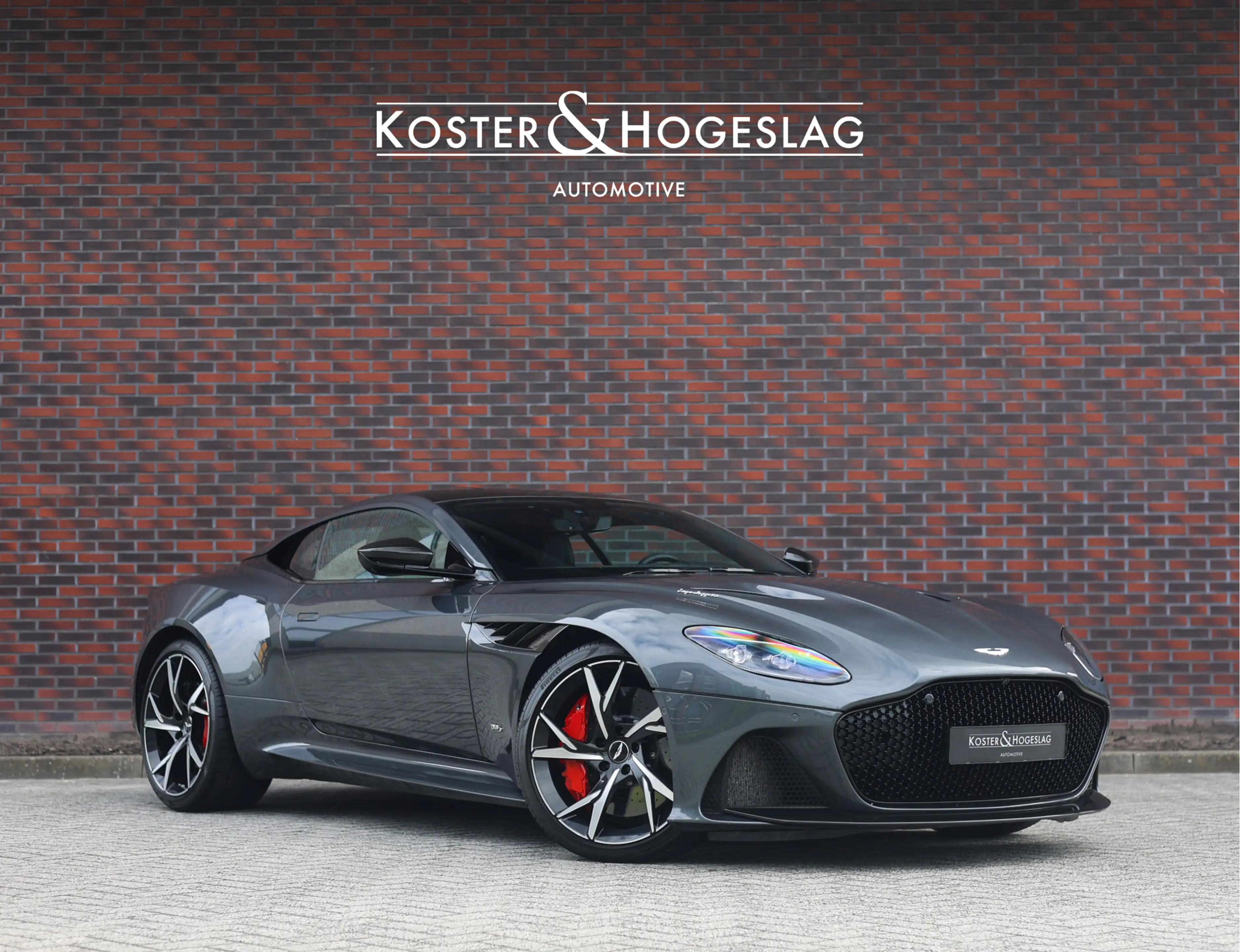 Aston Martin DBS 5.2 V12 Superleggera | B&O BeoSound - Xenon Grey