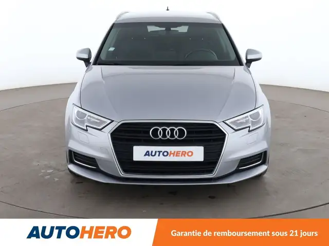 Audi A3 view 9