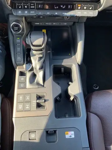 Toyota Land Cruiser 2.8 D-4D MHEV AWD Lounge Ansicht 16