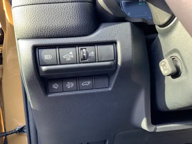 Toyota Land Cruiser 2.8 D-4D MHEV AWD Lounge Ansicht 15