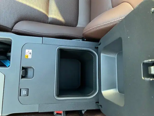 Toyota Land Cruiser 2.8 D-4D MHEV AWD Lounge Ansicht 23