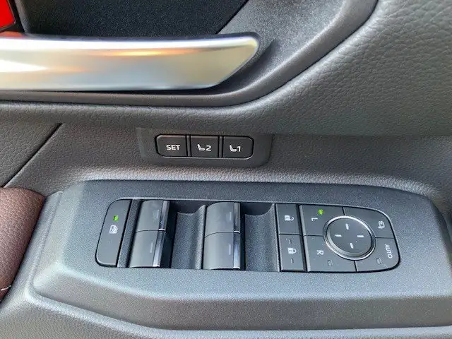 Toyota Land Cruiser 2.8 D-4D MHEV AWD Lounge Ansicht 11