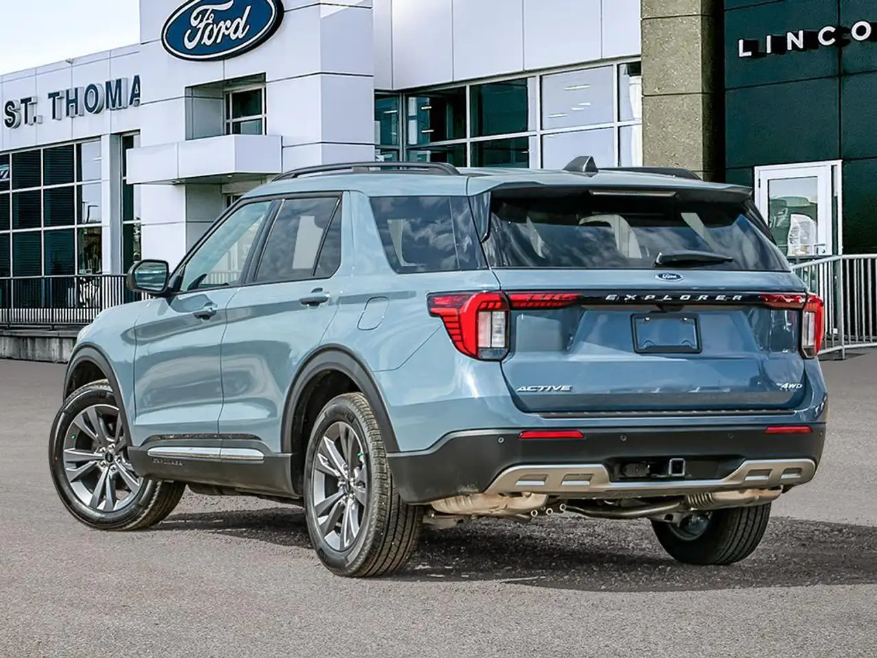 Ford Explorer снимка Ford Explorer