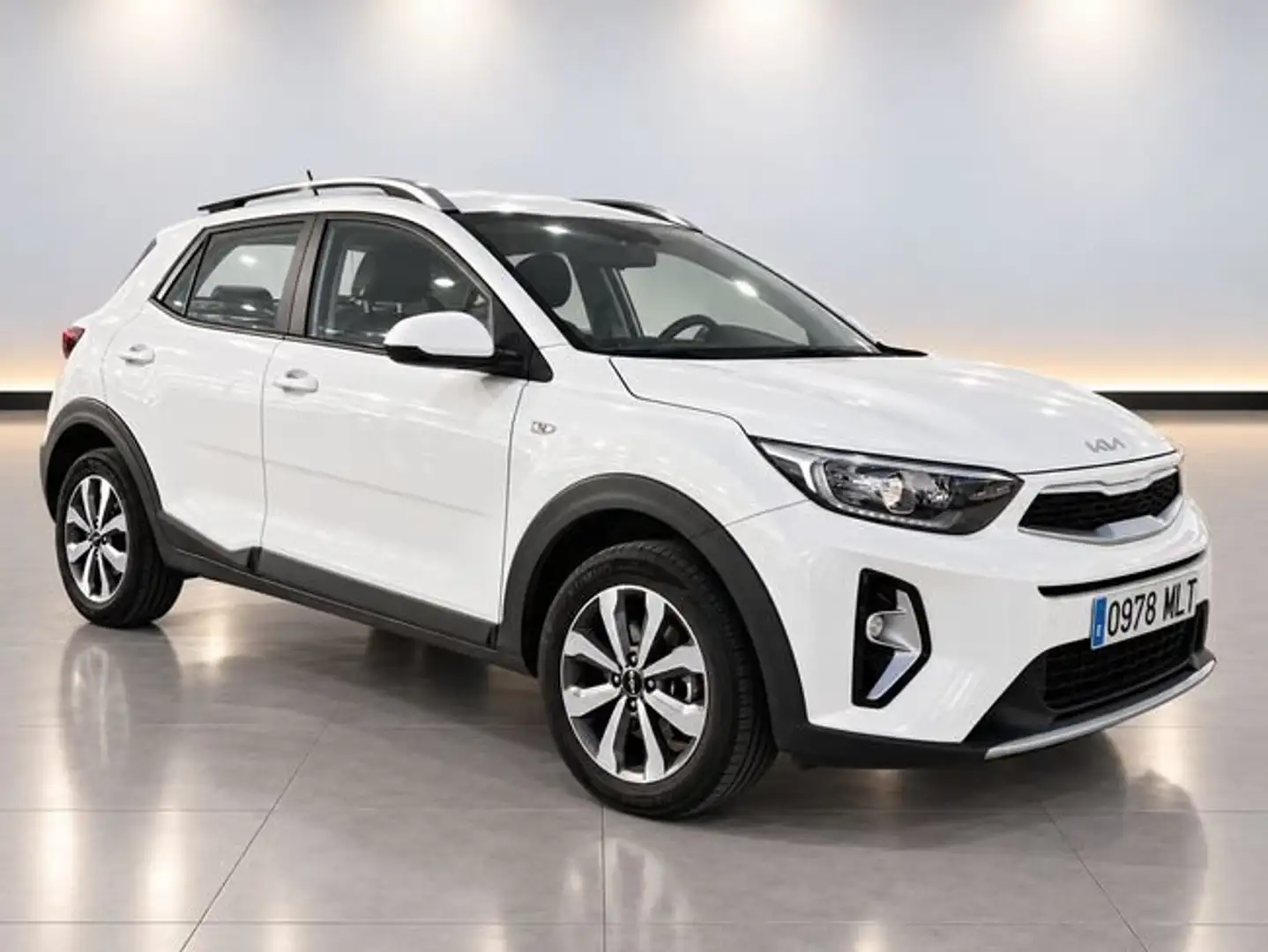 Kia Stonic 1.0 T-GDI MHEV IMT 74KW CONCEPT Blanco - 1