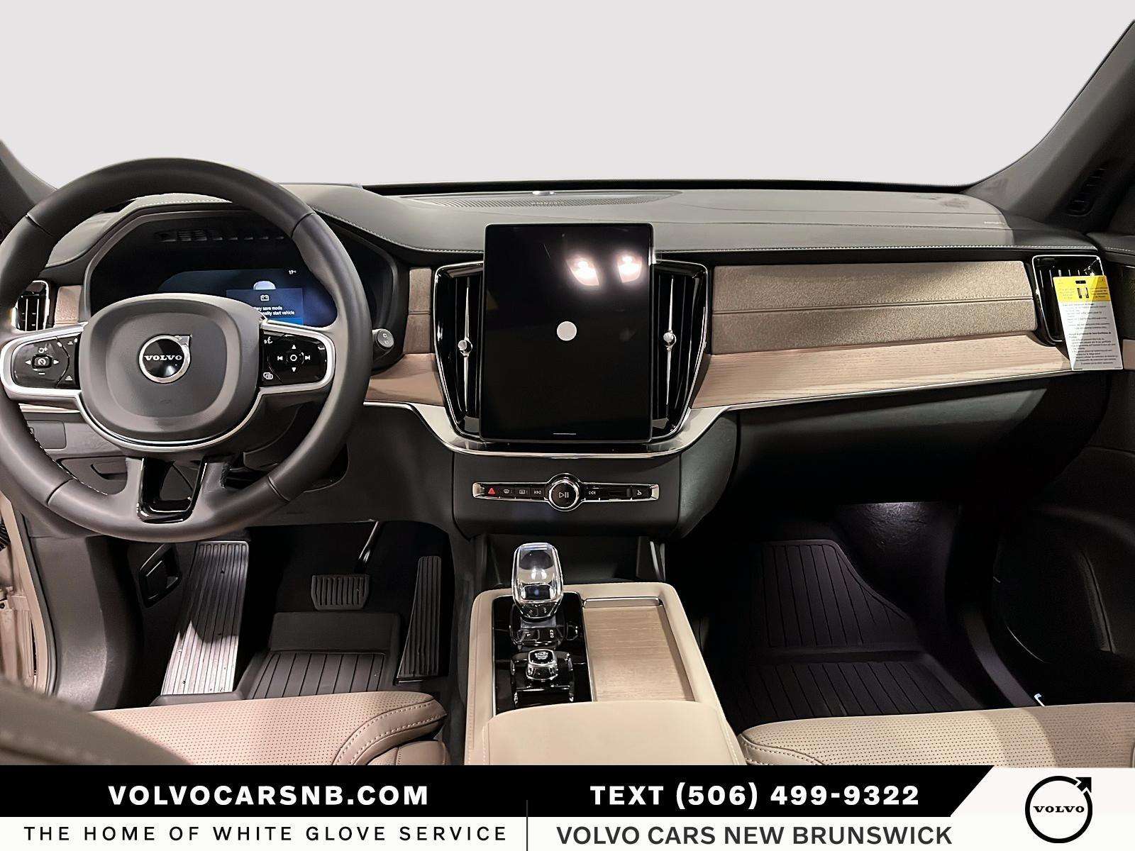 2026 Volvo XC90 B6 Ultra Bright Theme thumb 10