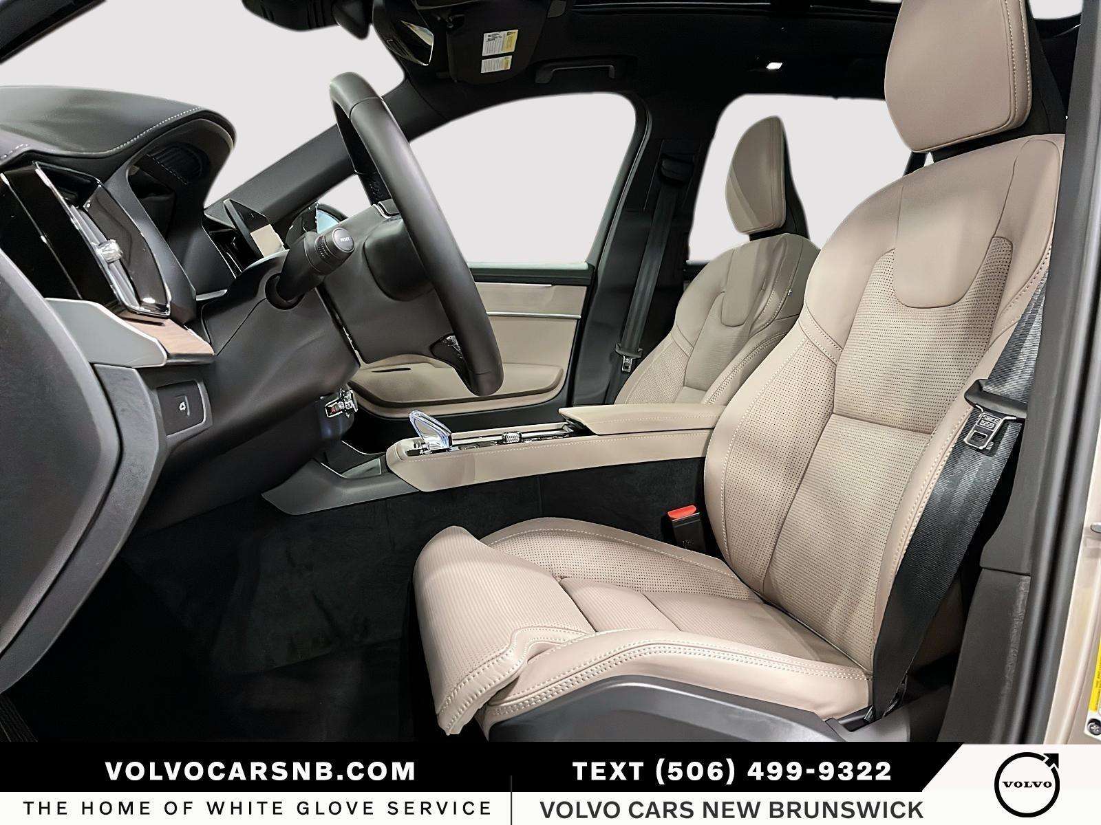 2026 Volvo XC90 B6 Ultra Bright Theme thumb 8