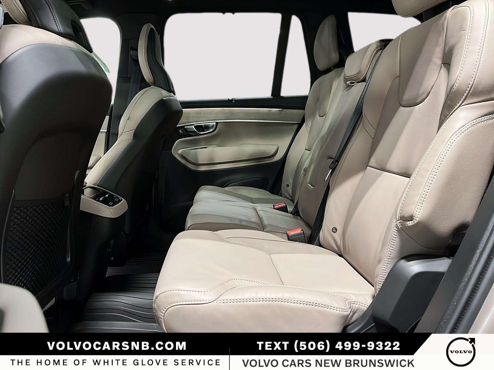 2026 Volvo XC90 B6 Ultra Bright Theme thumb 9