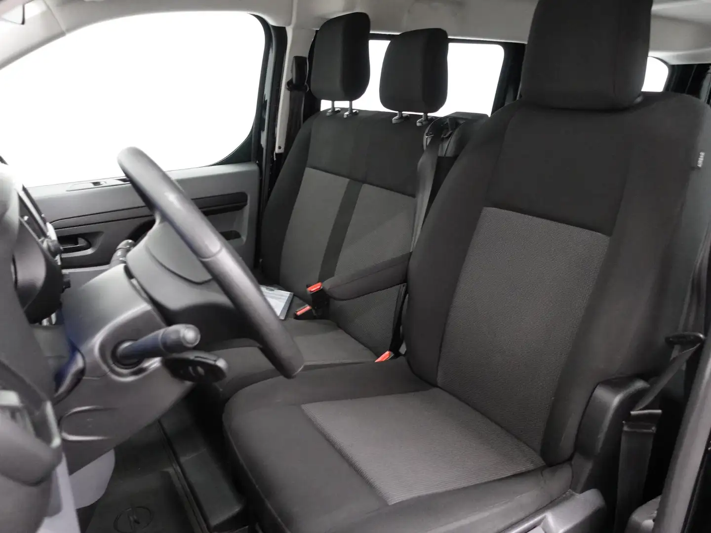 Opel Vivaro-e Combi L3H1 75 kWh Vivaro-e Combi 75-kWh L3H1 9-per Noir - 2