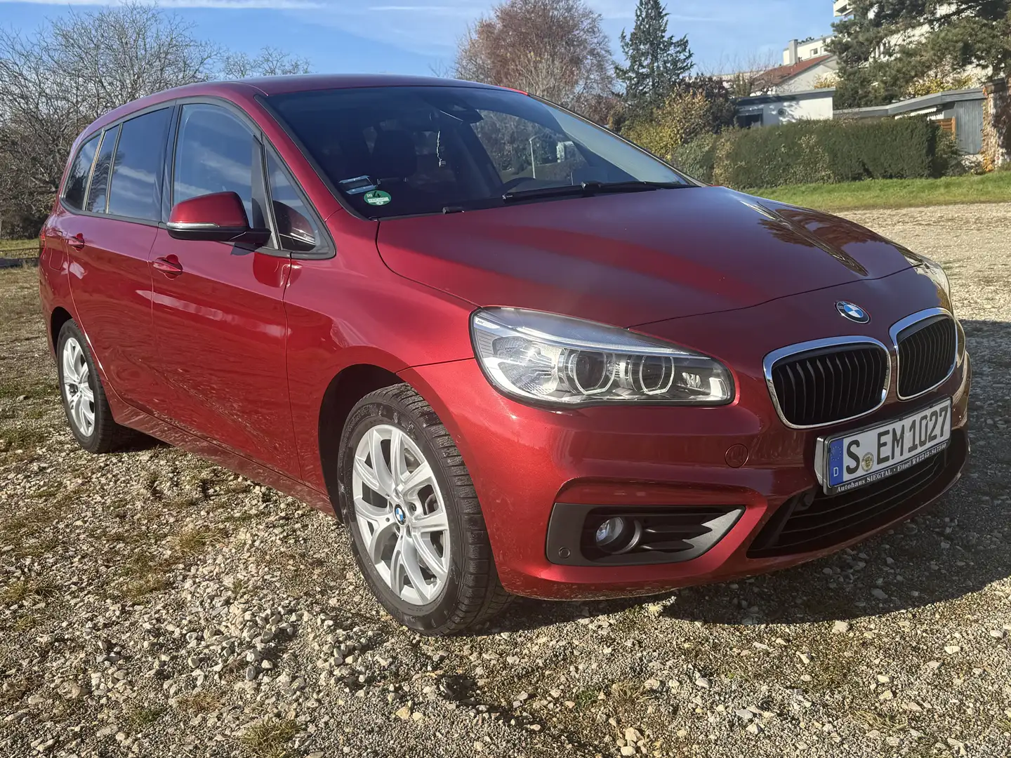 BMW 220 220d Active Tourer Sport Line Rot - 1