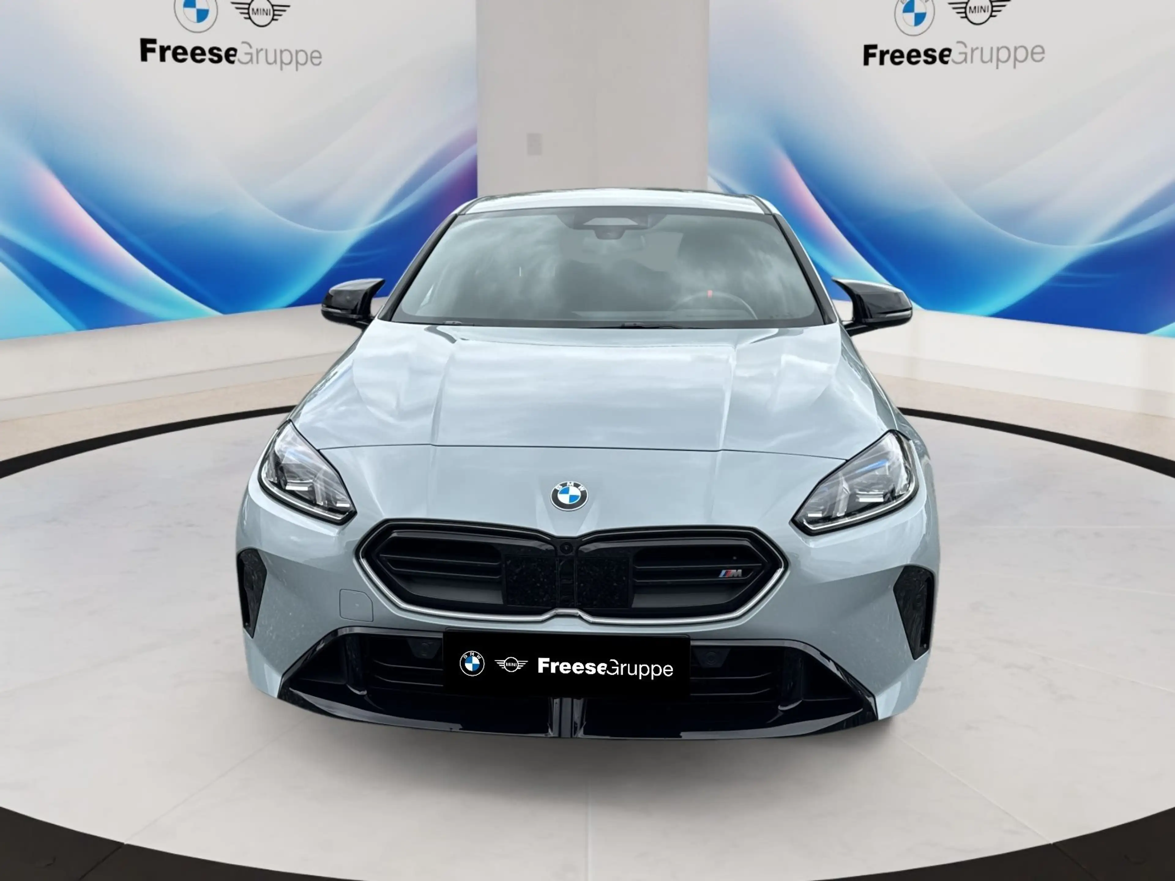 BMW 135 M135 xDrive M-Sport Pro 360° HEAD-UP RFK HK ABSTAN — photo 2