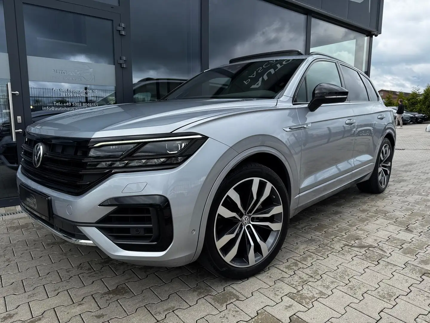 Volkswagen Touareg R-Line 4Motion 3.0 TDI/VIRTUAL/AHK/LUFT Argent - 2