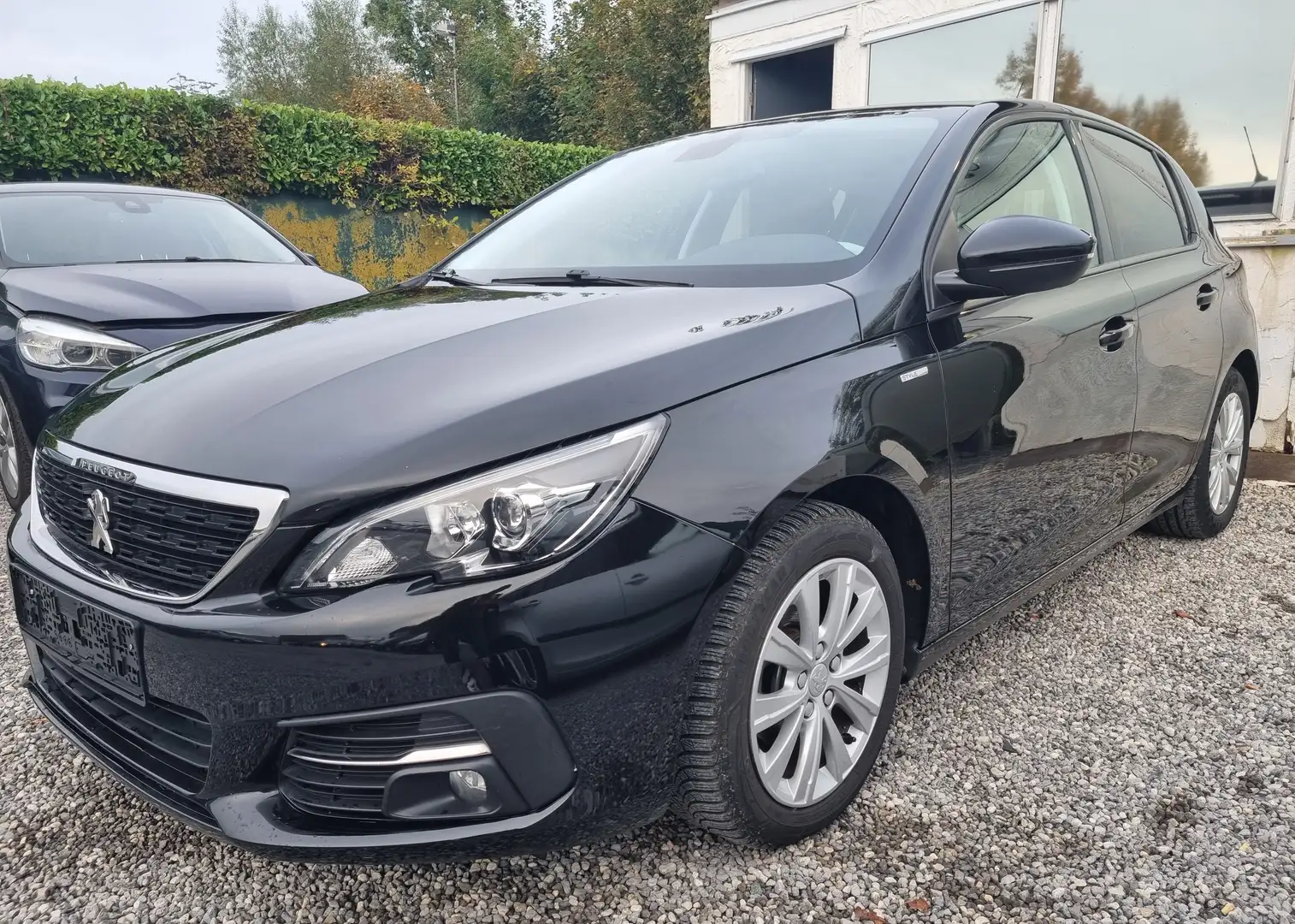 Peugeot 308 1.2 PureTech Style  90.857 CAR-PASS Zilver - 2