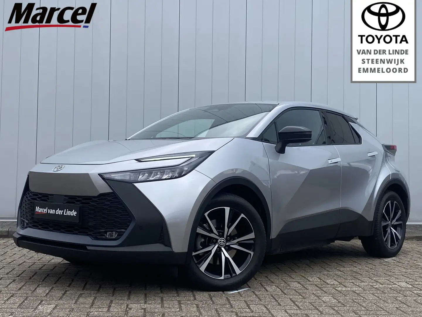 Toyota C-HR 2.0 Plug-in Hybrid 220 PK Dynamic Sport Elektrisch - 1