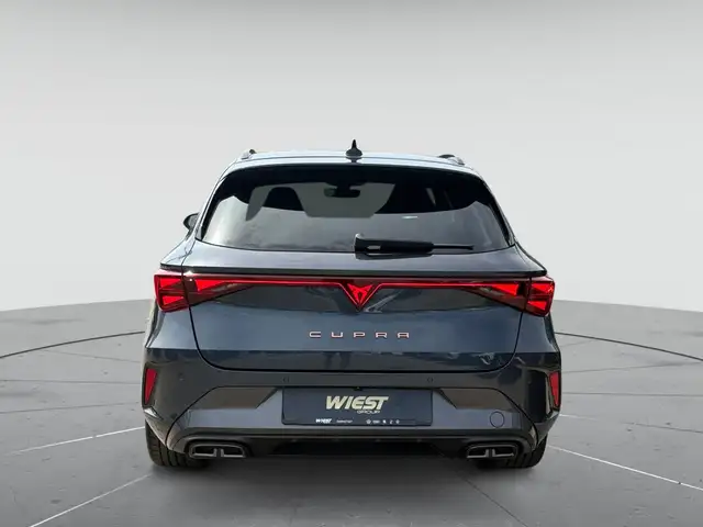 Cupra Leon view 5