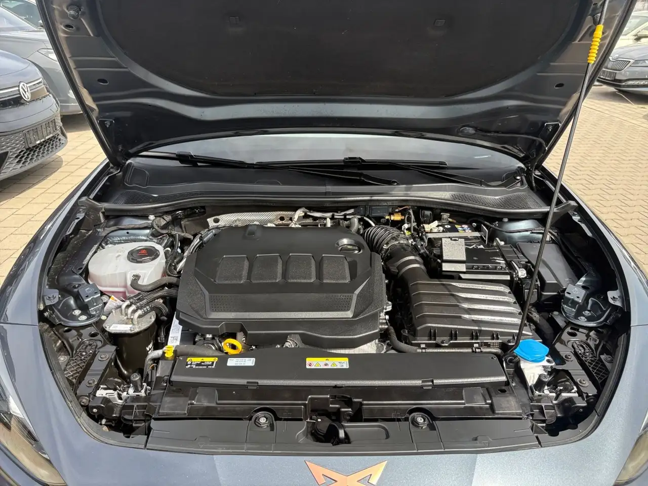 Cupra Leon Sportstourer 2.0 TDI DSG, LED/KAM/AHK/SHZ/K, миниатюра 11