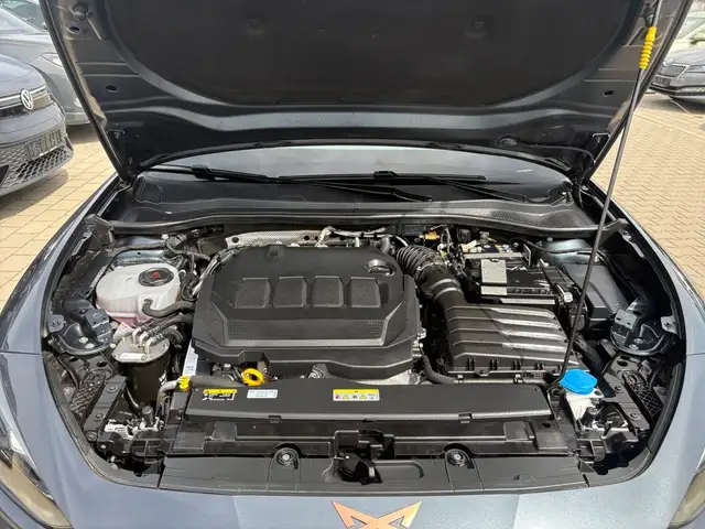 Cupra Leon view 11