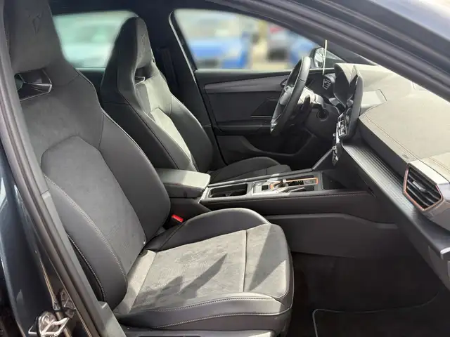 Cupra Leon view 9