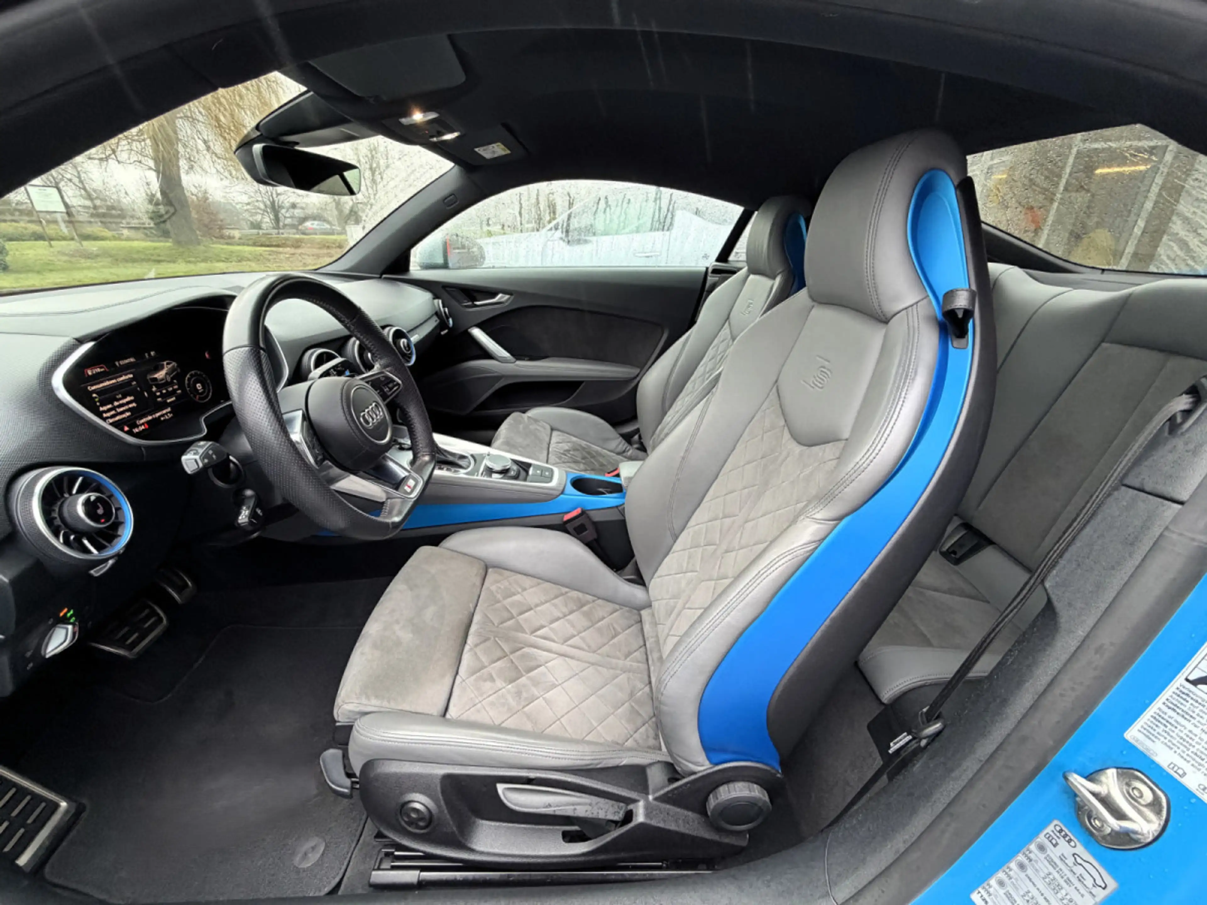 Audi TTS QUATTRO — photo 8