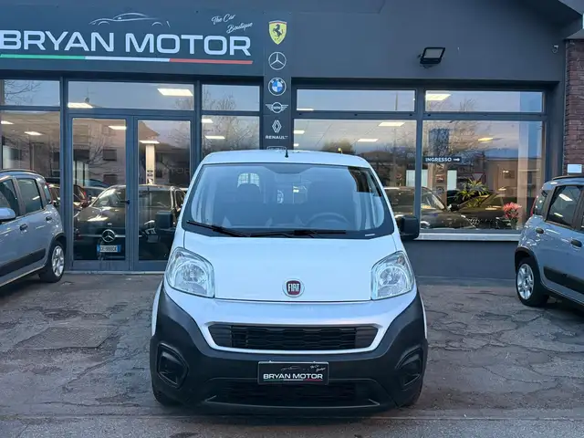 Fiat Fiorino view 3