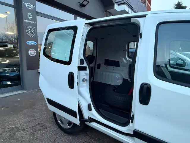 Fiat Fiorino view 11