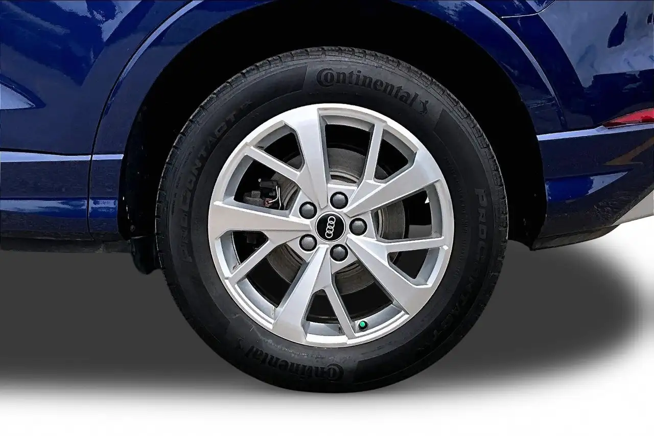 Audi Q3 photo Audi Q3