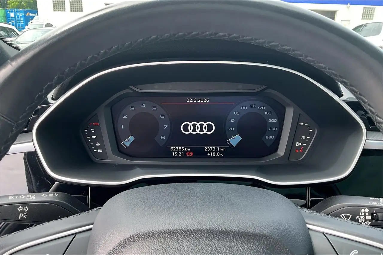 Audi Q3 photo Audi Q3