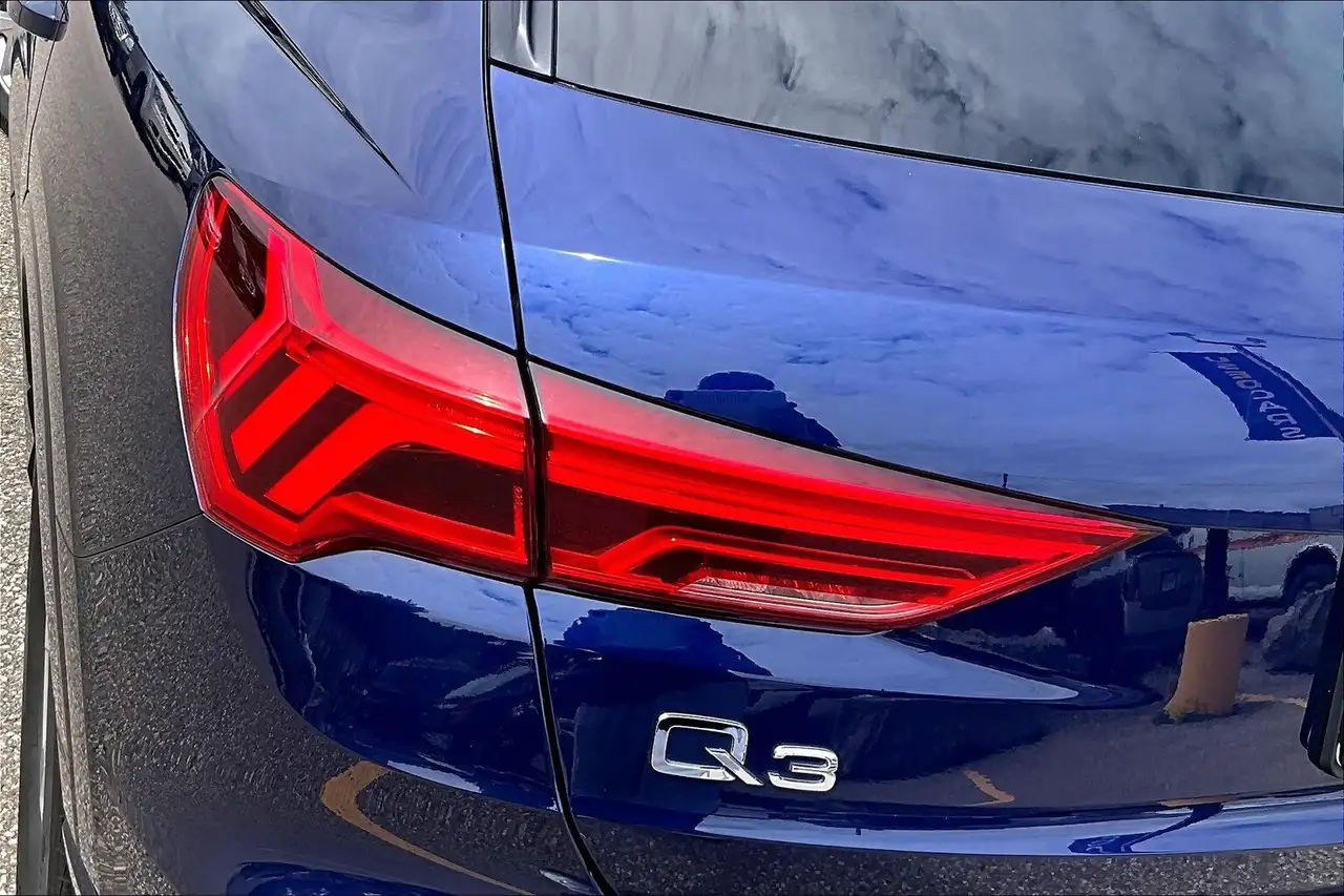 Audi Q3 photo Audi Q3