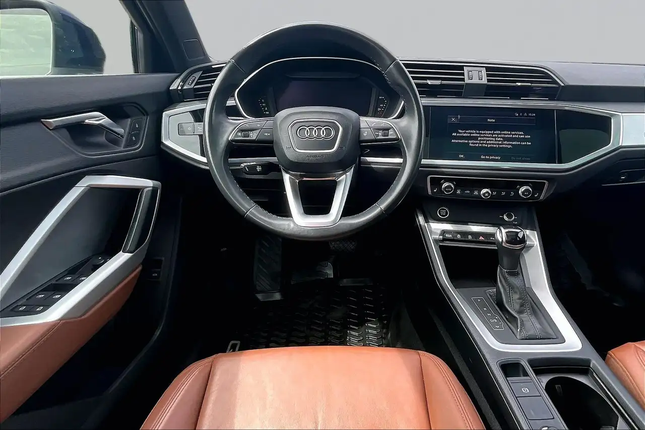 Audi Q3 photo Audi Q3