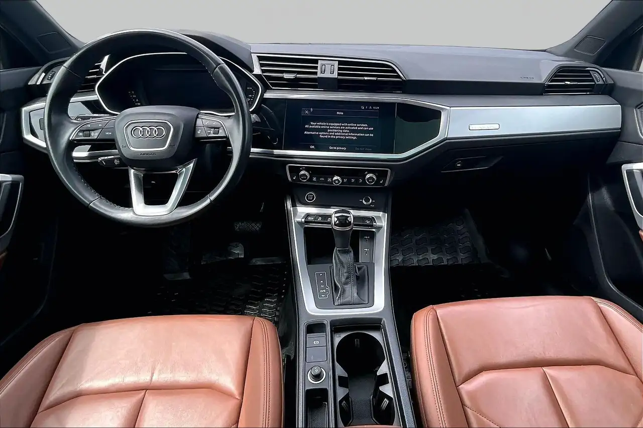Audi Q3 photo Audi Q3