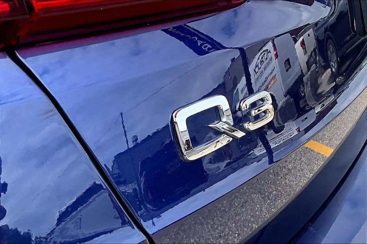 Audi Q3 photo Audi Q3