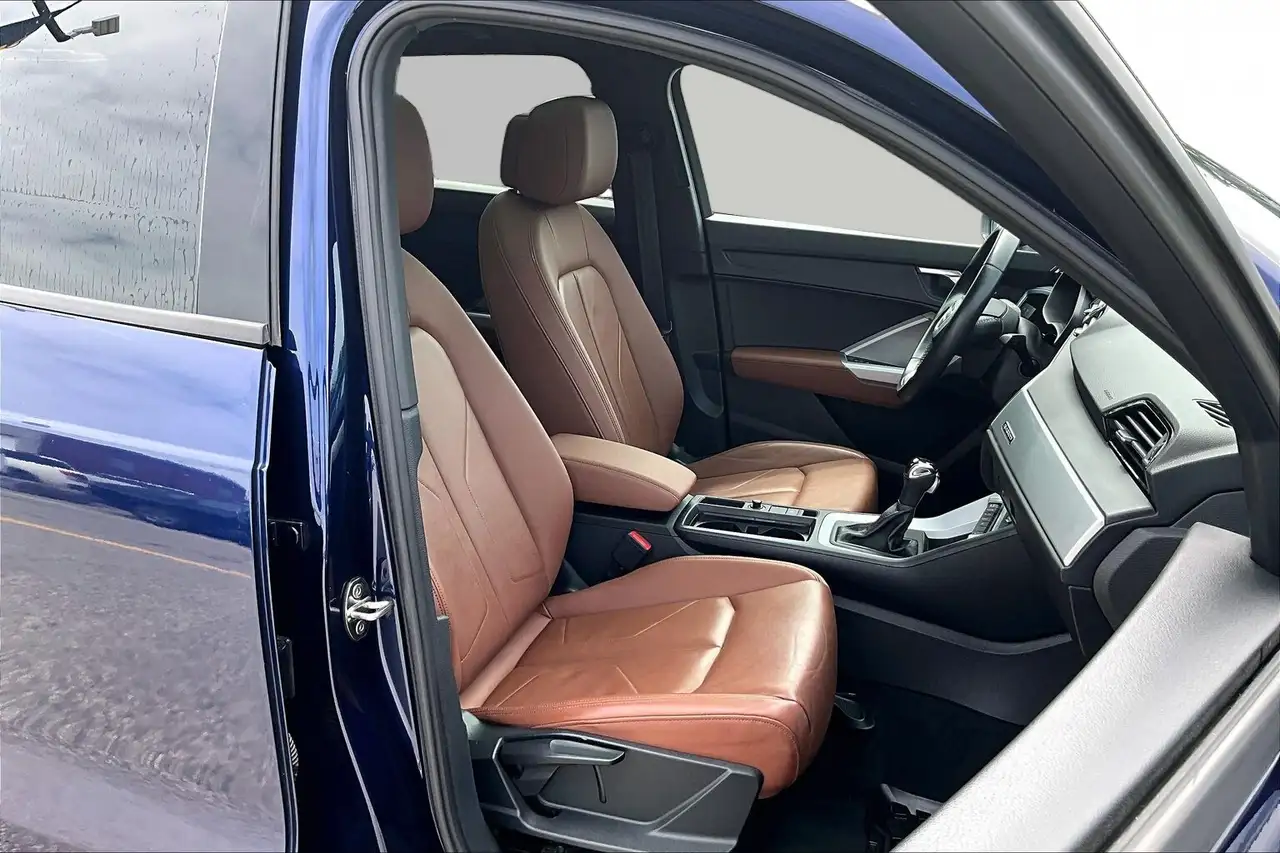 Audi Q3 photo Audi Q3