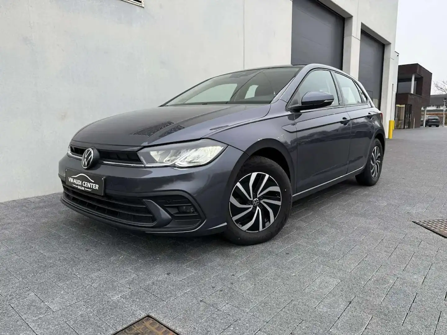 Volkswagen Polo 1.0TSI 95PK DSG Grijs - 1