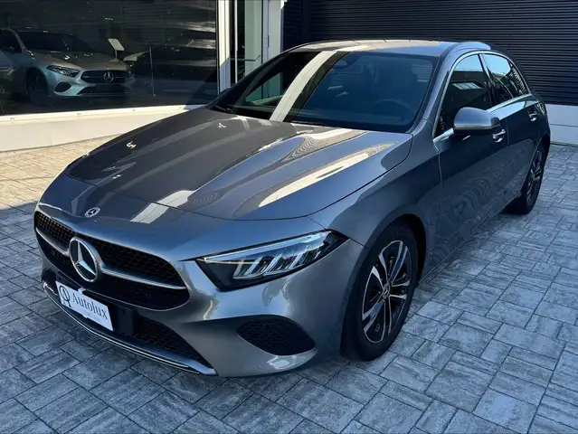 Mercedes-Benz A 200 A 200 d Progressive Advanced auto