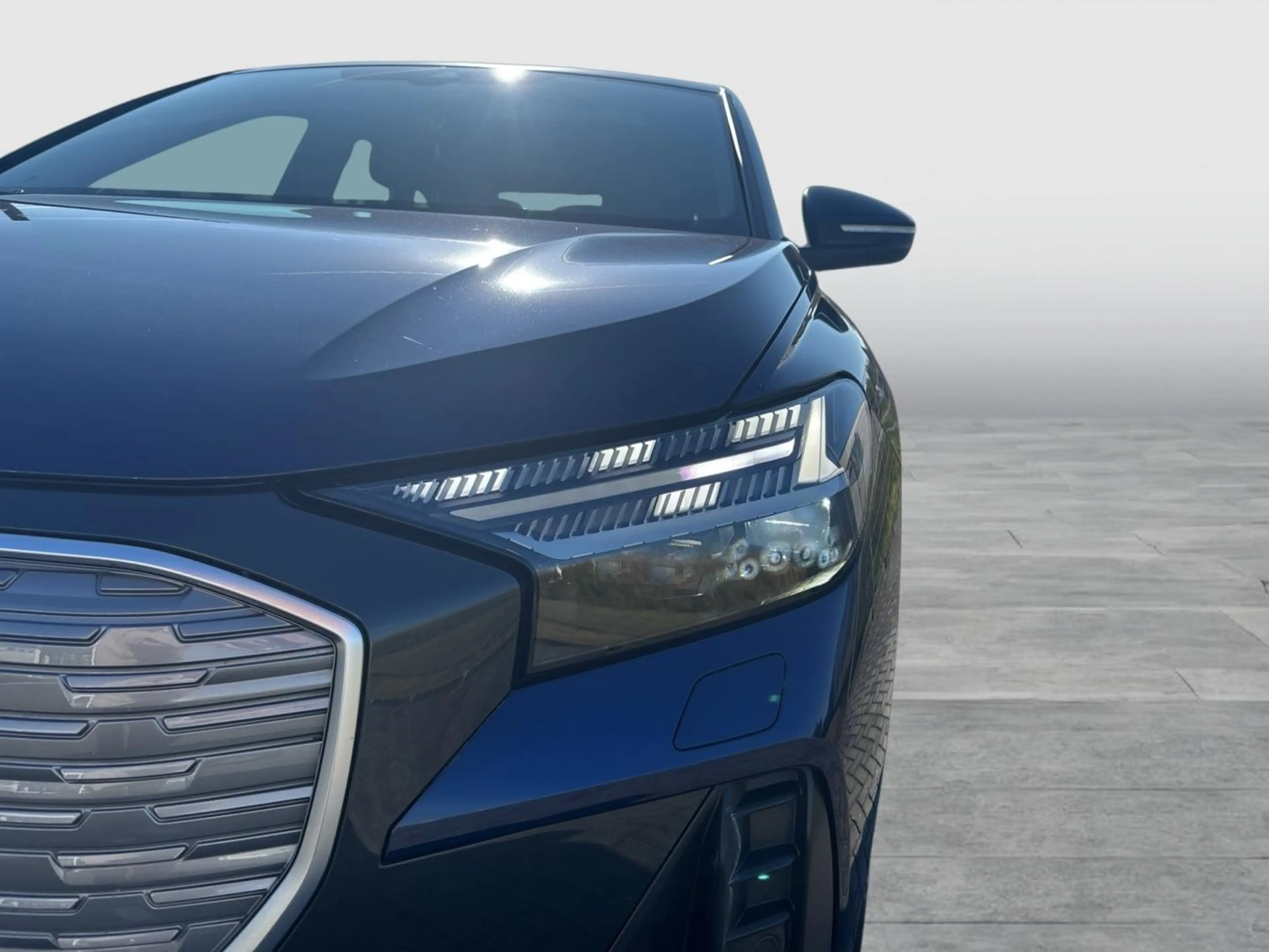 Audi Q4 e-tron Sportback 40 MLED Navi Pano ACC RKamera LM20 Wärmep. — photo 32
