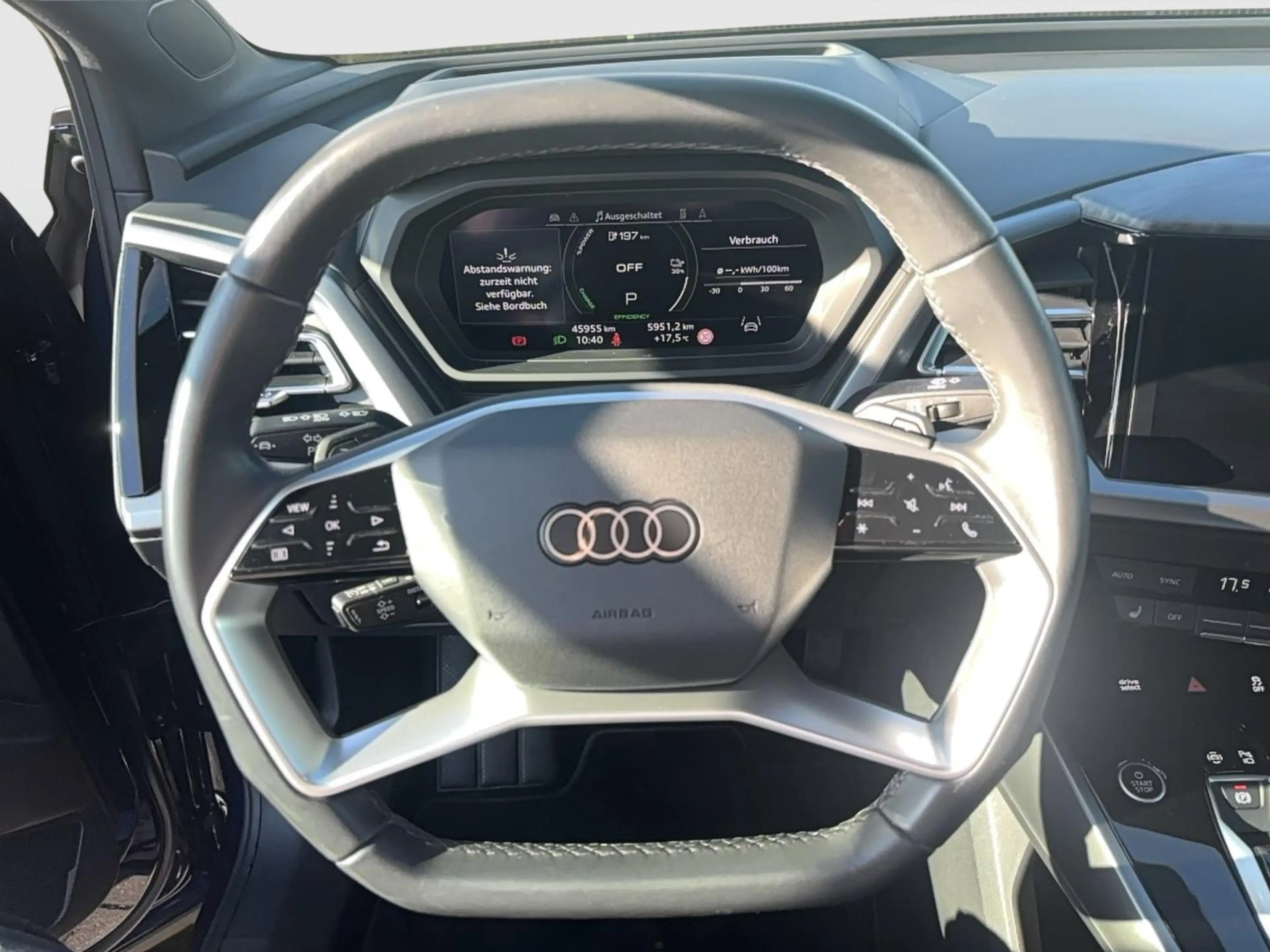 Audi Q4 e-tron Sportback 40 MLED Navi Pano ACC RKamera LM20 Wärmep. — photo 18